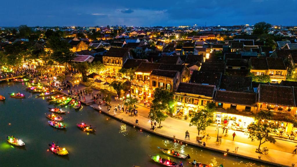 Top 10 điểm đến thân thiện nhất Việt Nam năm 2024